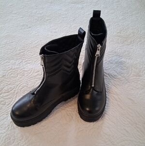 Yoki Black Mid Calf Zip Up Platform Boot